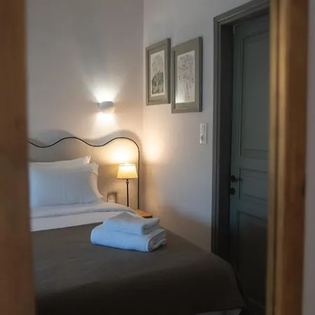 Hotel Acropolis 2*
