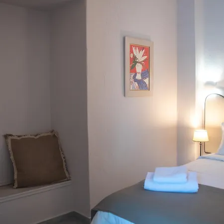 Hotel Acropolis 2*