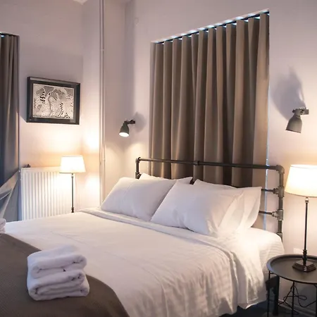 Acropolis Hotel